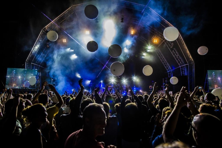 Icon Broadcast Group integrates Social Media in Festival Live Production