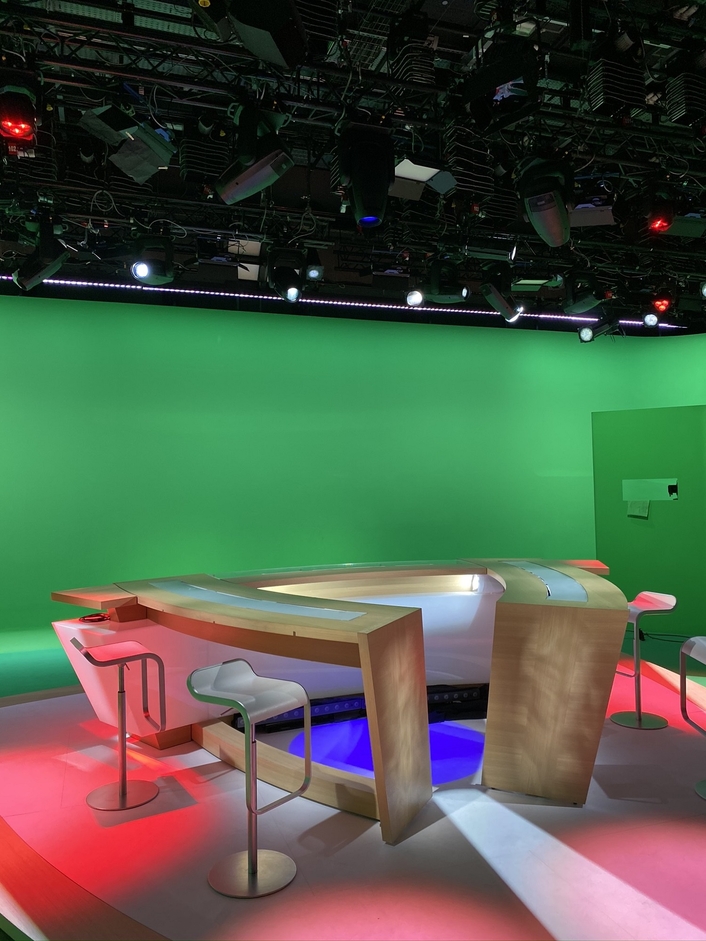 Director of Photography Jean-Louis Rousseaux illuminates national broadcaster’s modern set in move towards fully automated sets