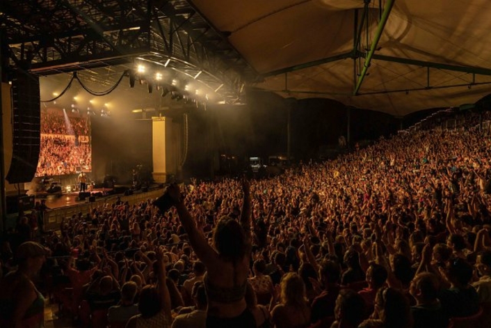 L-Acoustics Puts the Punch in Punchline for Adam Sandler’s 100% Fresher Tour