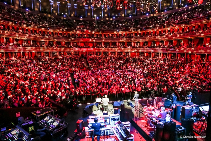 PROCAM PROJECTS KITS OUT THE WHO’S TEENAGE CANCER TRUST SHOW AT ROYAL ALBERT HALL